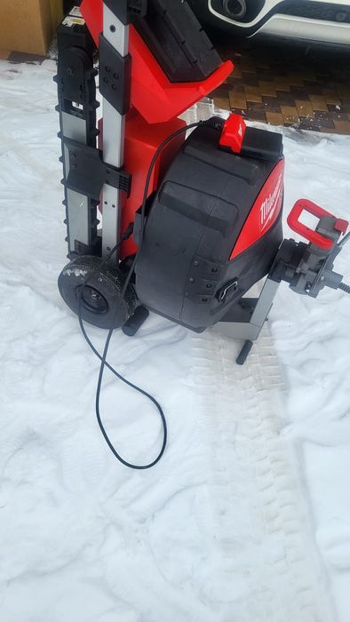 Masina profesionala de desfundat canalizari Milwaukee