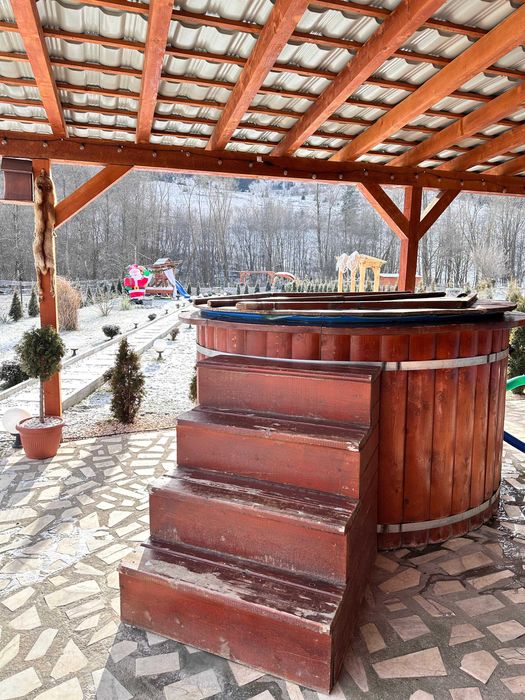 Cazare în Țara Moților, Apuseni, Vidra – 8 camere, ciubăr