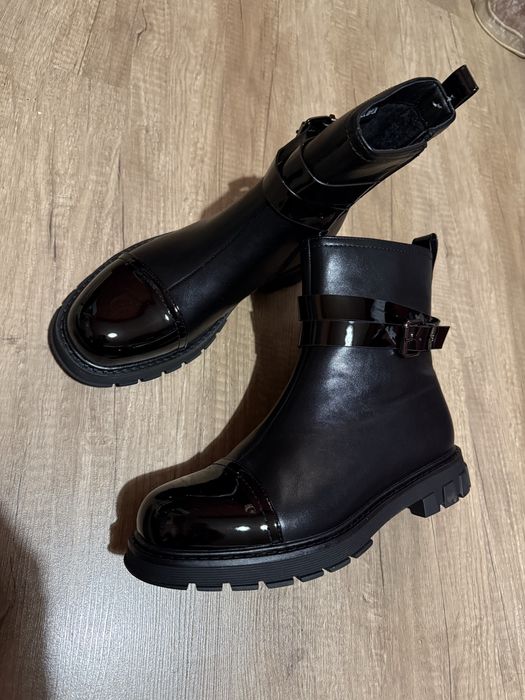 Ботинки новые привозные размер 41!