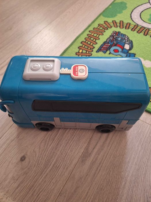 Музикален автобус