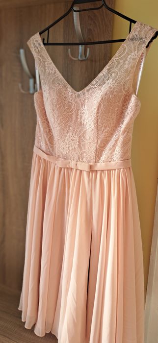 Официална рокля С размер