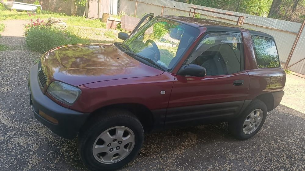 Продам rav4 1995