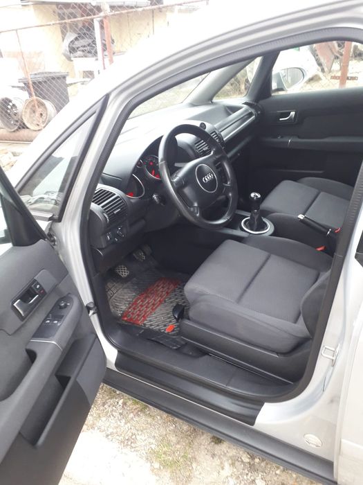 Audi A2 1.4 benzină anul 2005