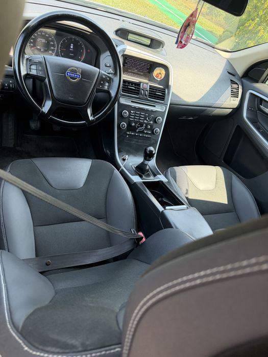 Volvo xc60 2010 diesel2’4