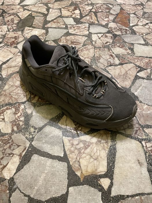 маратонки Adidas Oznova