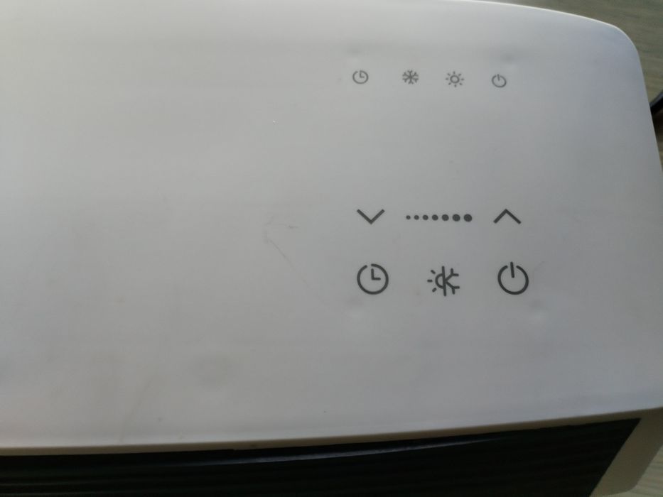 На стены напольный обогреватель  avex