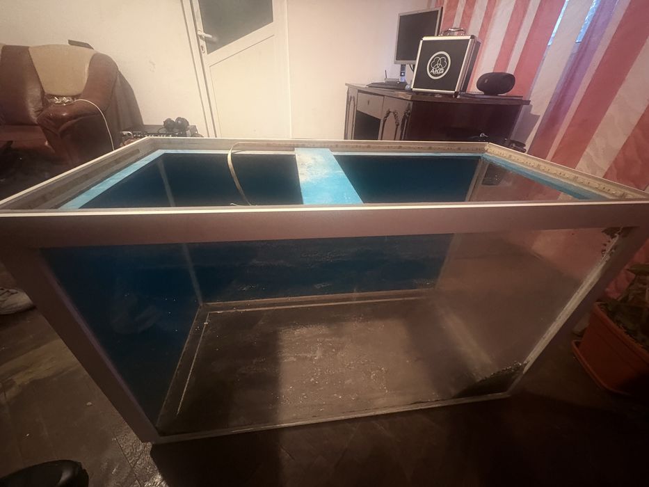Acvariu 350 litri