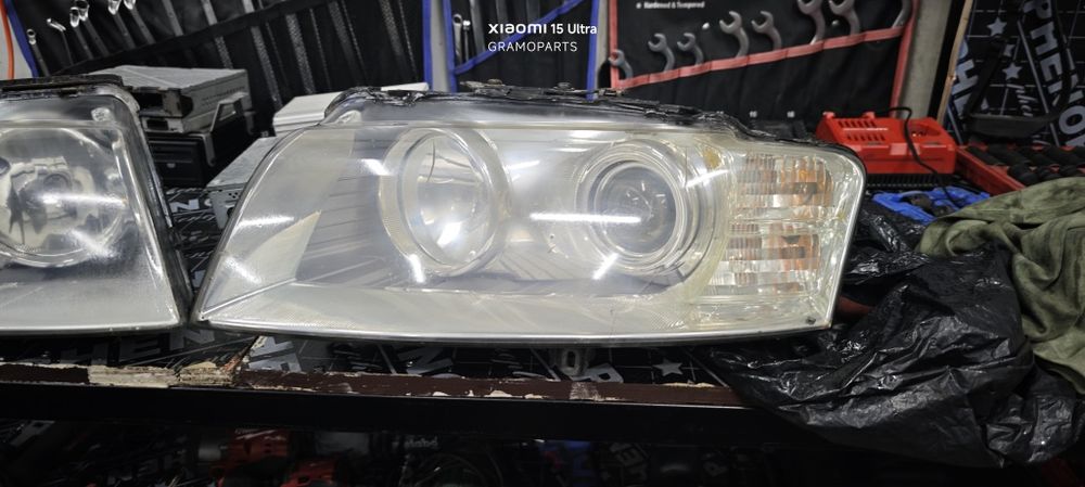 Оригинални фарове за Audi A8 D3