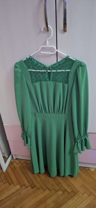 Rochita eleganta verde