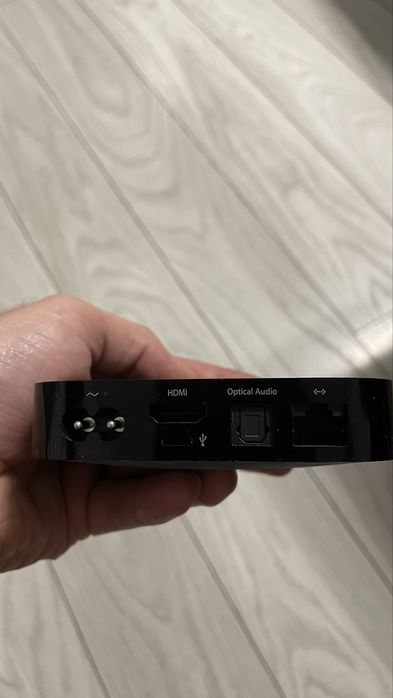 Apple TV defect fara telecomanda