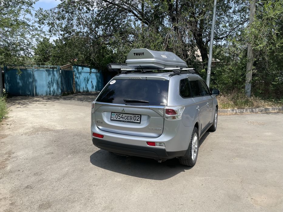 Mitsubishi Outlander 3