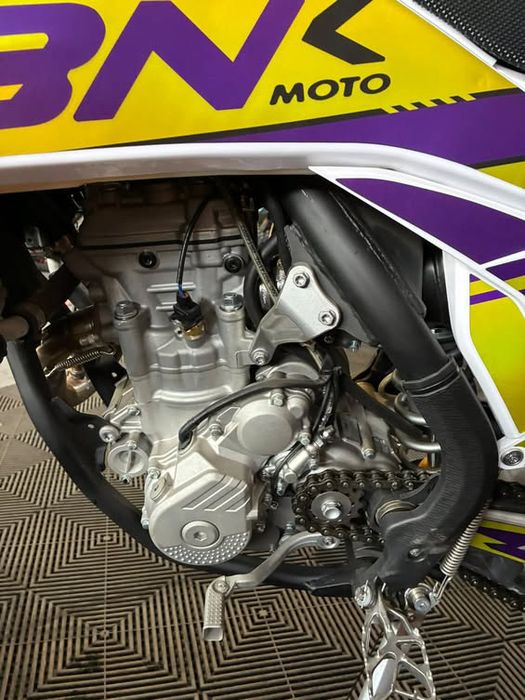 Motocross 250cc 4 timpi 44 cai putere BnK injectie Posibilitate rate si transport în toată țara