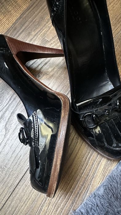 Продам туфли GUCCI