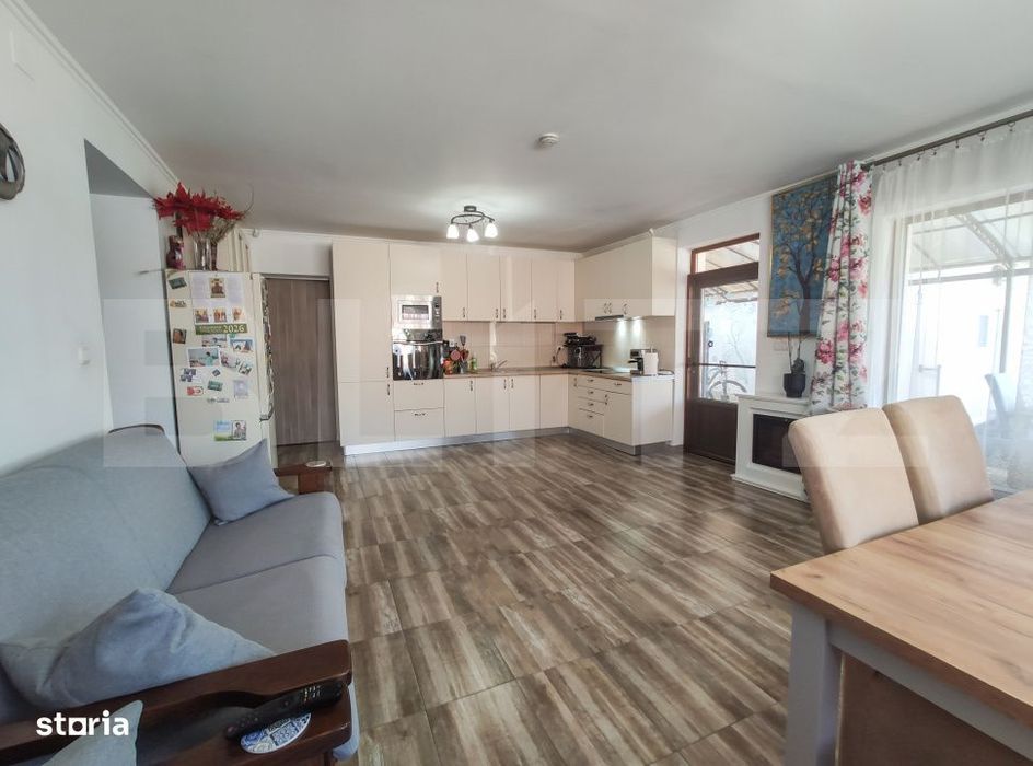 Casa de vanzare, 158 mp, zona Vetis