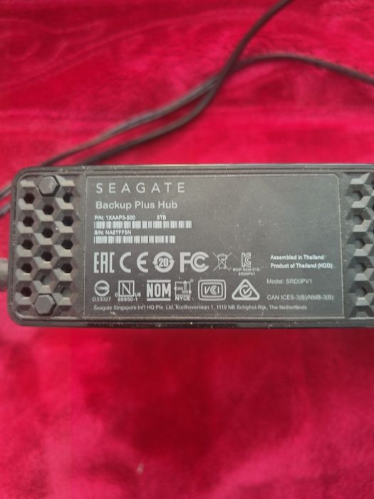 HDD extern Seagate 8TB Backup Plus hub Ploiești