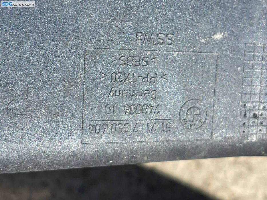 Deflector Aer Radiator Radiatoare BMW Seria 5 E60 E61 2003 - 2010 Cod 7050604 [1695]