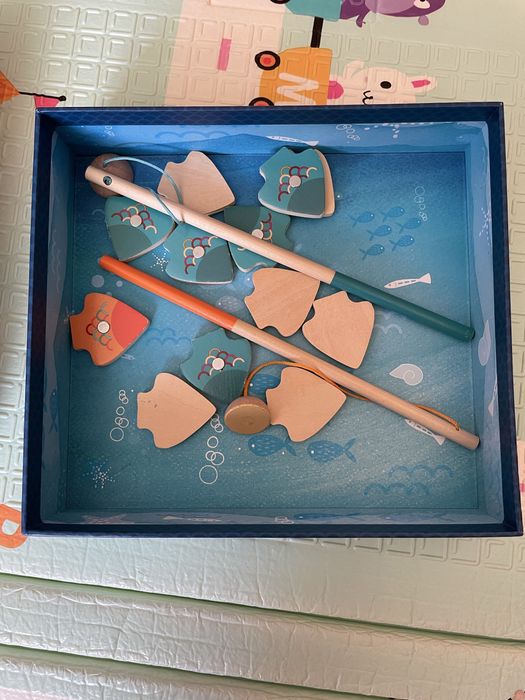 Lot jucarii carti pt bebelusi in stare buna