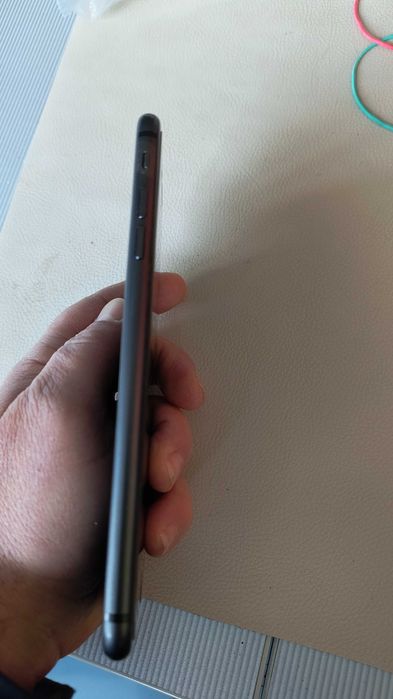 Iphone 8 Plus ,64GB,76%-Батерия,iOS 16.7.12