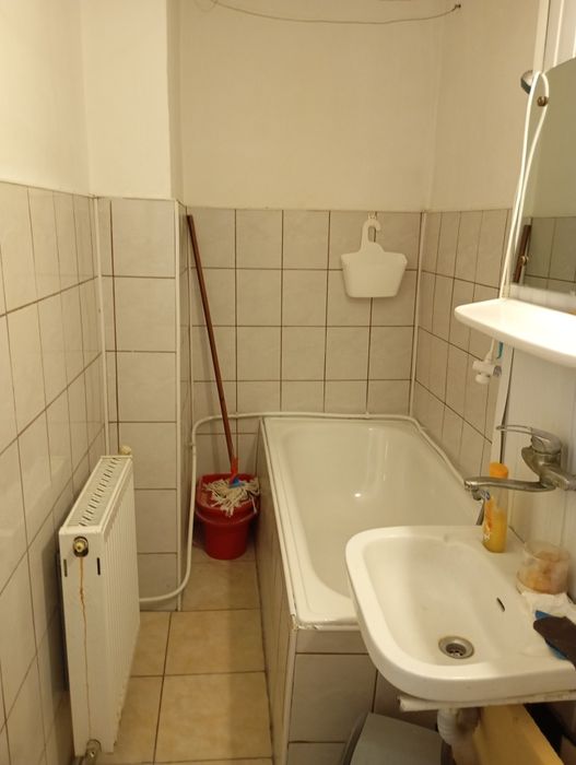 Garsoniera de vanzare