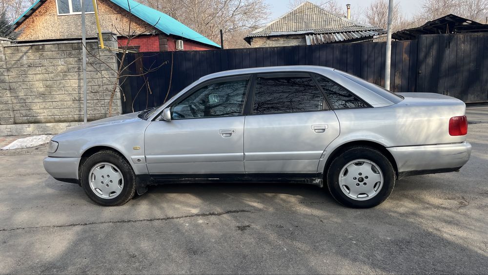 Продам Audi C4,2.8