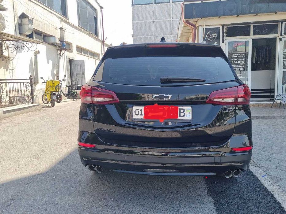 Chevrolet Equinox 2023 yilda ishlab chiqarilgan, holati yangidek