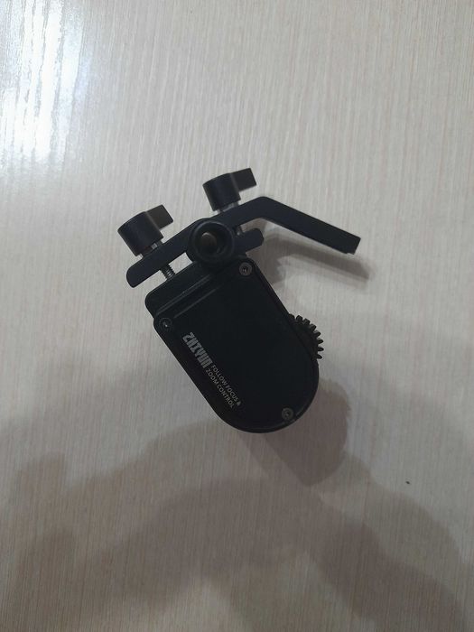 Zhiyune weebill s + focus/zoom.