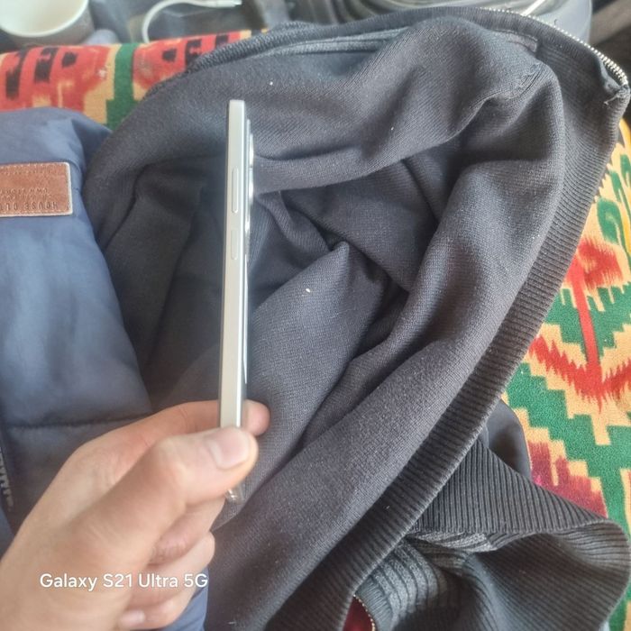 Garantiya bor yangi telefon