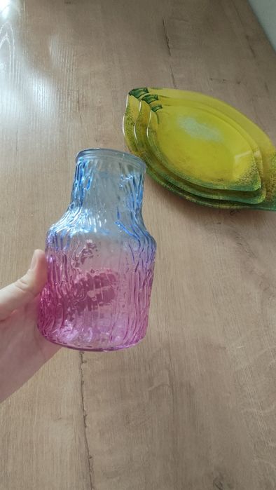 В подарок ваза и салатница