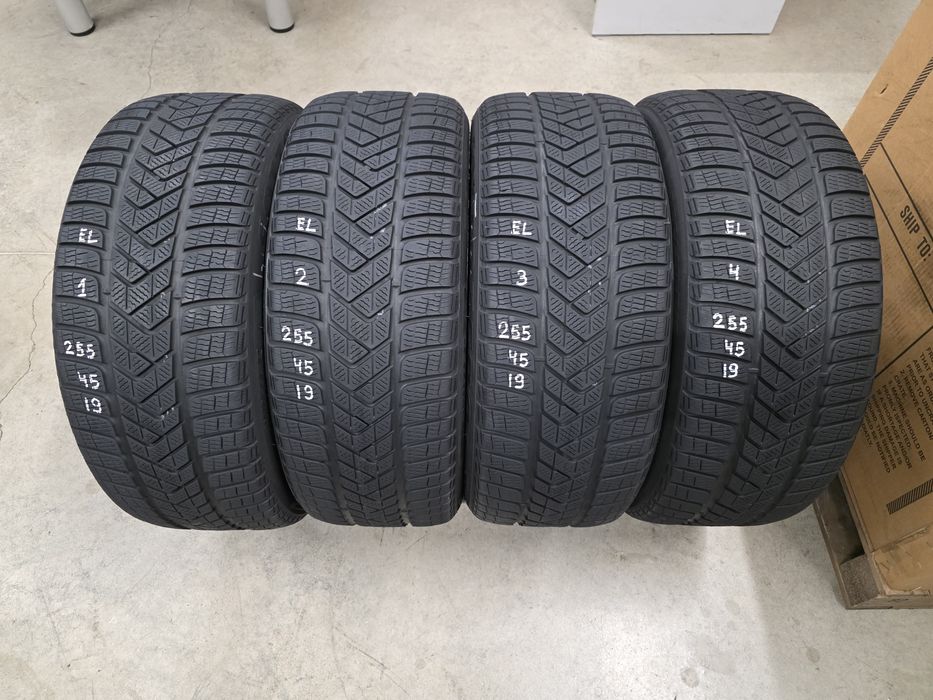 255/45/19 104W 4бр.PIRELLI WINTER TO ELECTRIC Неразличими от НОВИ-DEMO