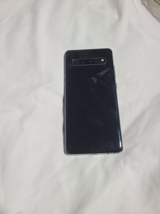 Samsung S10+ 5G 8/256 aperativ xotira