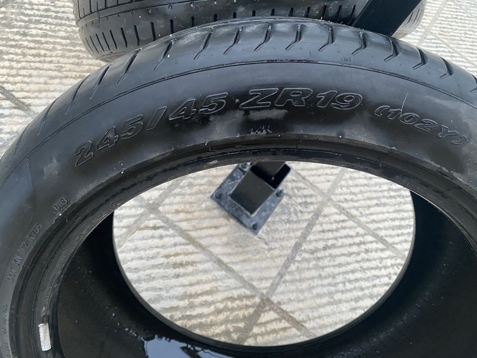 Летни гуми Pirelli Pzero 245 45 19