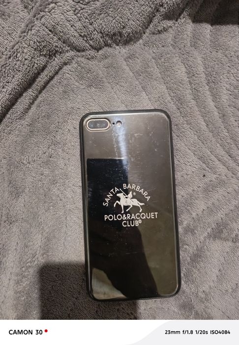 Продам айфон 8 плюс 64гб