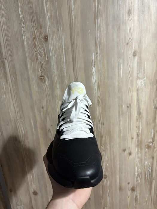 Adidas Y-3 Kaiwa balck and white