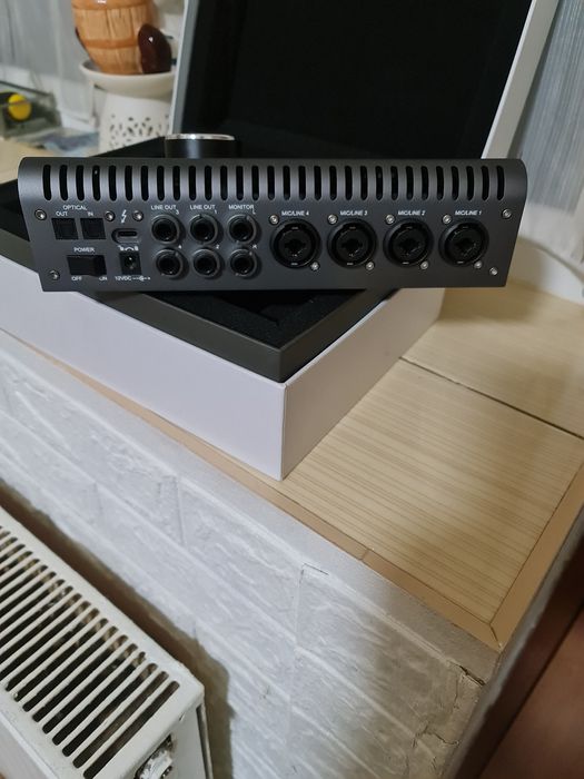 APOLLO X4 GEN 2 interfata audio