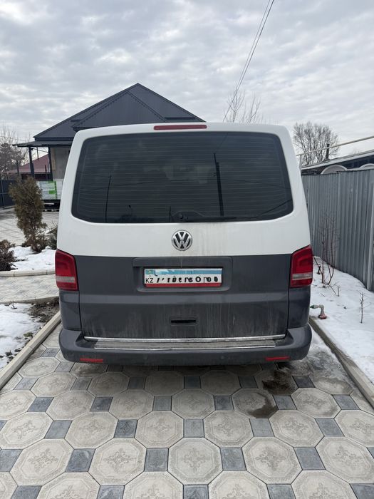 Продам автомобиль марки VW multivan