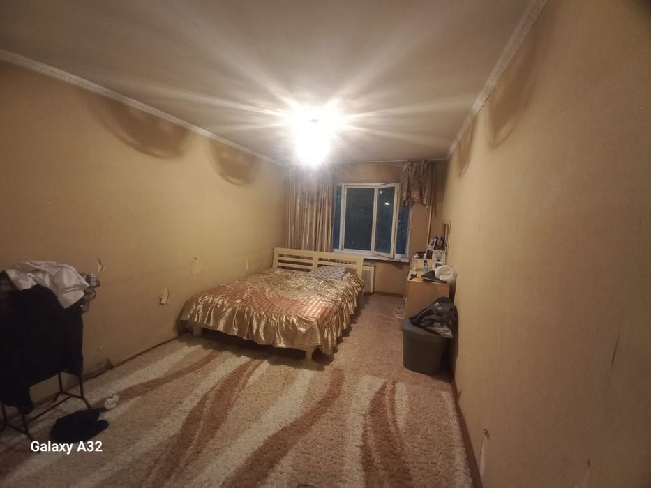 Продам спальный гарнитур