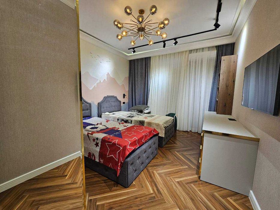 4 комнат 150кв Сдам Яккасарай ЖК Parisien Аэропорт парисьен пирамид