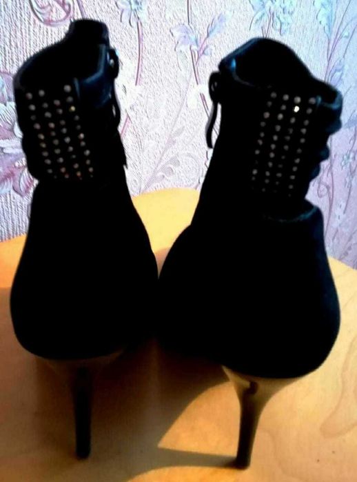 Полусапожки, туфли, босоножки