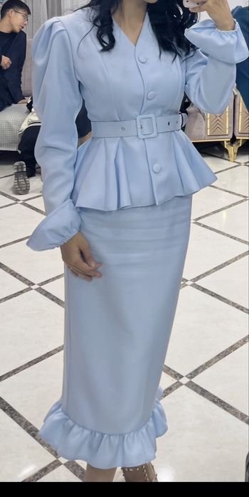 Продам Платье и юбки