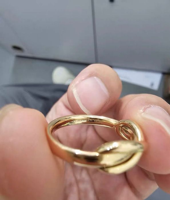 Кольцо Tiffany & Co Infinity 18k