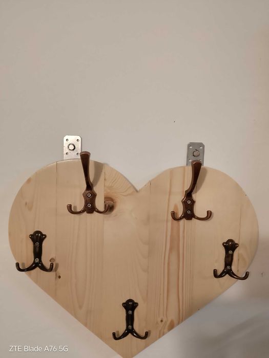 Ръчно изработена закачалка