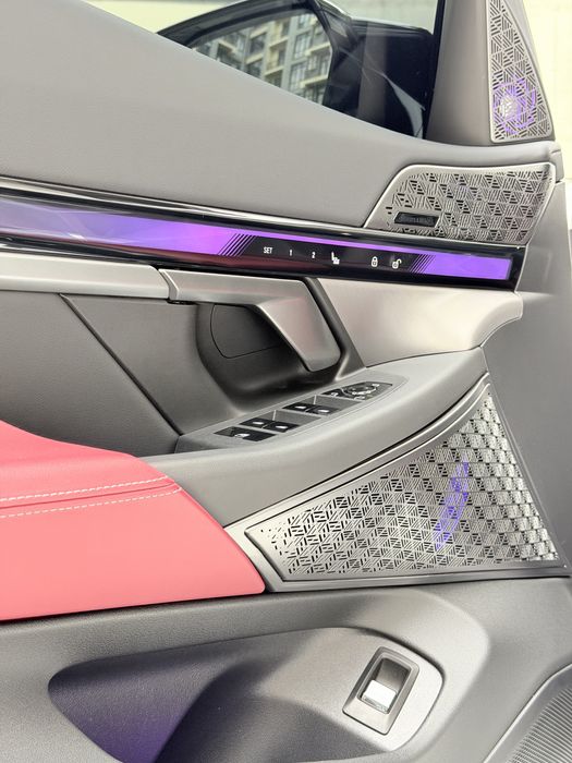 Bmw i5 restaling bosh to'lov 19500$ bir kunda olib keting
