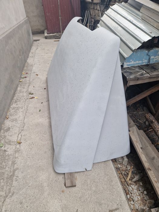 Спойлер дефлектор на мерседес атего