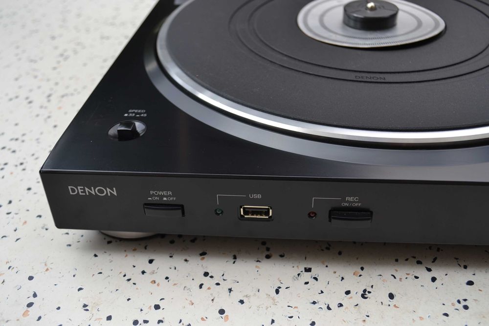 Pick up Denon DP 200 USB