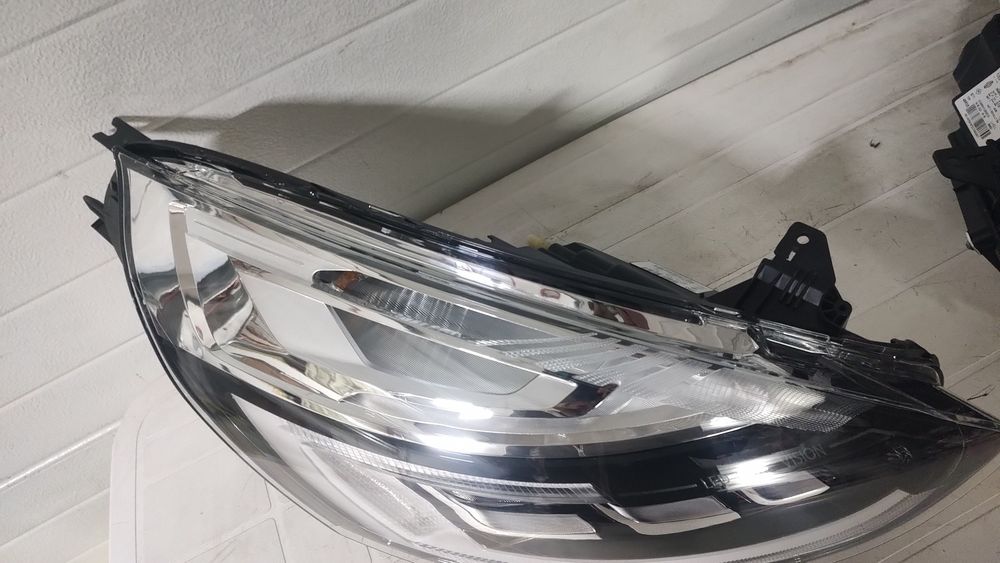 Far dreapta clio 4 facelif full led