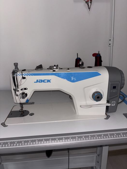 Тігін машинасы сатылады