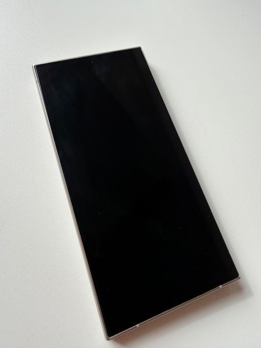 В продаже Samsung s24 ultra 512GB