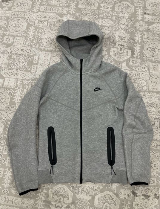 Nike tech fleece