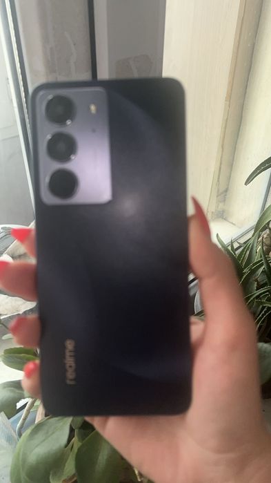 Realme c75 на 256