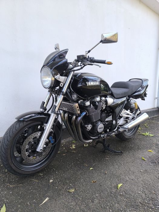 Vând Yamaha XJR 1300    /( Hornet, Kawasaki Z, Naked, Honda Cb)